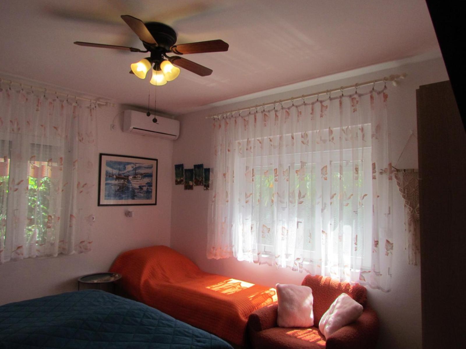 Apartments Bura & Jugo, Cres, Without Stress Екстер'єр фото